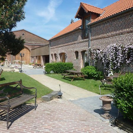 مبيت وإفطار Crèvecoeur-sur-lʼEscaut Ferme De Montecouvez المظهر الخارجي الصورة