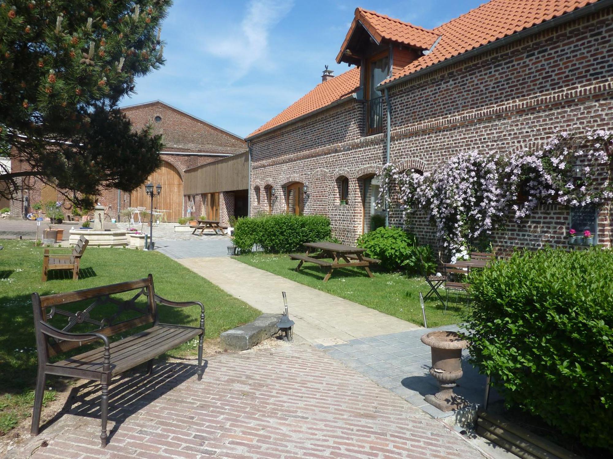 مبيت وإفطار Crèvecoeur-sur-lʼEscaut Ferme De Montecouvez المظهر الخارجي الصورة